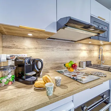 Apartment Altineige-6 By Interhome Val Thorens